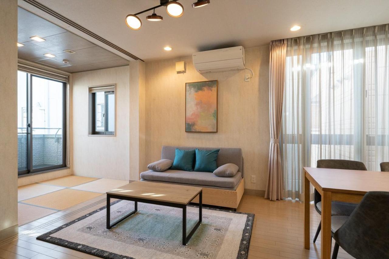 Higashikomagata House * Tokio